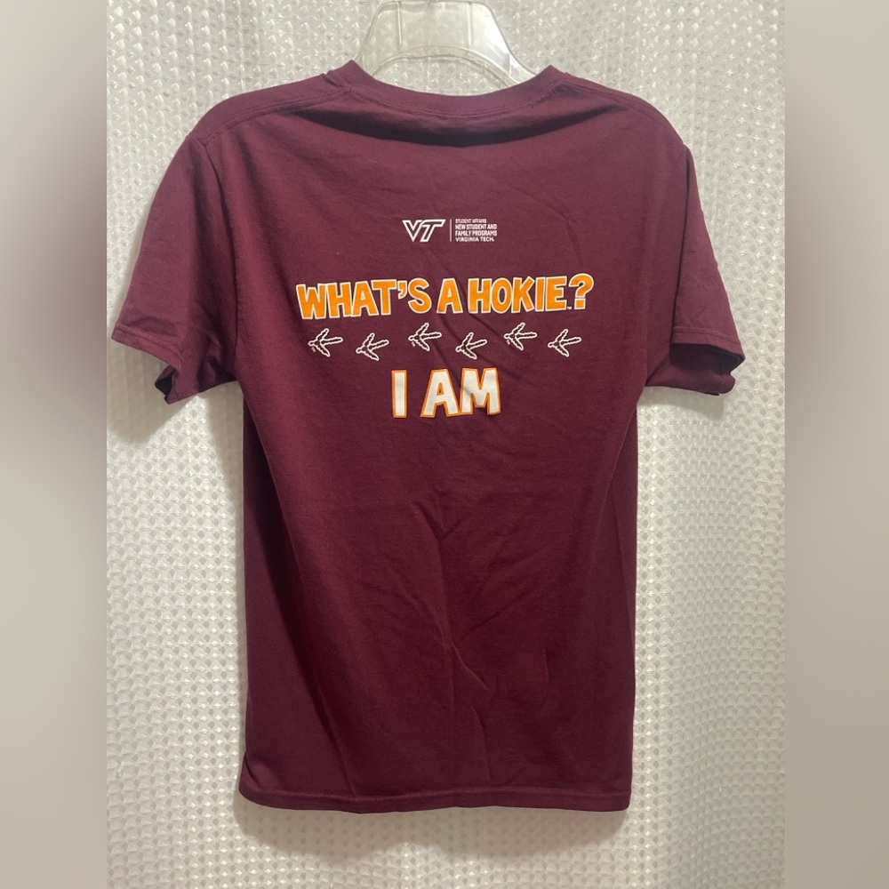 Virginia Tech Hokies T-Shirt Small Maroon Jerzees “What’s a Hokie? I Am”